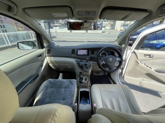 【「車検整備」トヨタ　アイシス（ZGM11W）　機関だけでなく内外装のメンテナンスも！】～【栃木県鹿沼市・宇都宮市「ガレージ　シースワロー」作業メニュー～
