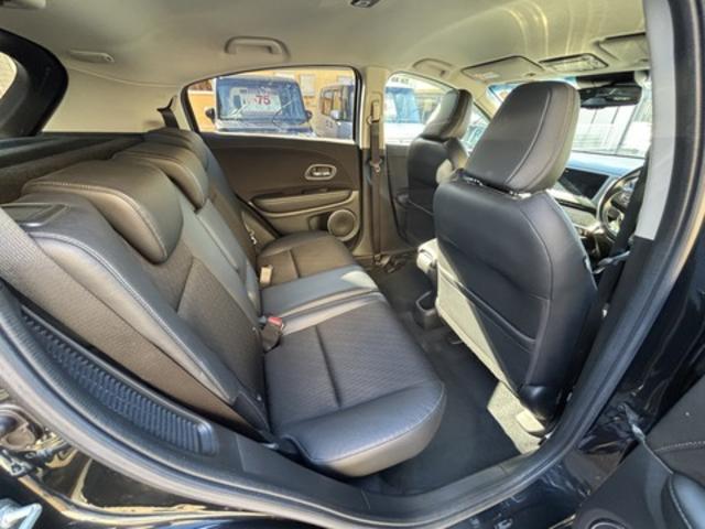 【作業メニュー：「外装の鏡面磨き・内装クリーニング」ホンダ　ヴェゼルハイブリッド（RU3）】～栃木県宇都宮市・鹿沼市ガレージ　シースワロー～