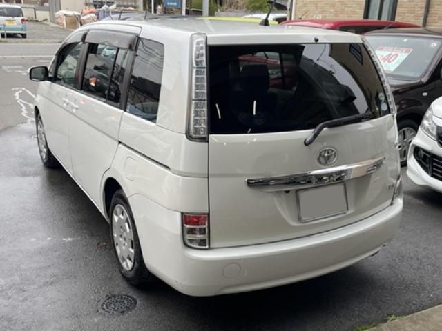 【作業メニュー：「外装の鏡面磨き・内装クリーニング」トヨタ　アイシス（ZGM10G）】～栃木県宇都宮市・鹿沼市ガレージ　シースワロー～