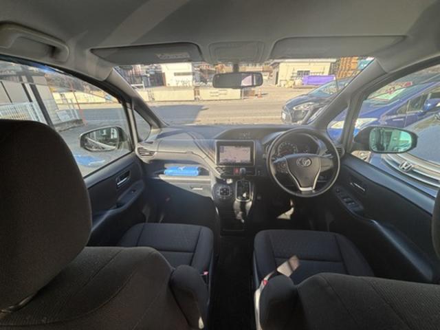 【作業メニュー：「外装の鏡面磨き・内装クリーニング」トヨタ　ヴォクシー（ZRR85G）ブラック】～栃木県宇都宮市・鹿沼市ガレージ　シースワロー～