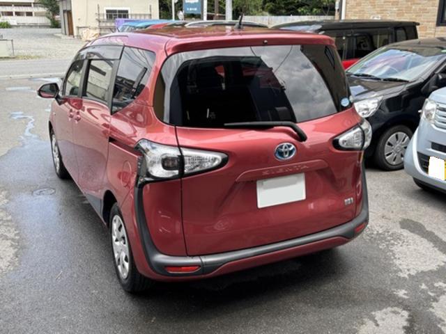 【作業メニュー：「外装の鏡面磨き・内装クリーニング」トヨタ　シエンタ・ハイブリッド（NHP170G）】～栃木県宇都宮市・鹿沼市ガレージ　シースワロー～