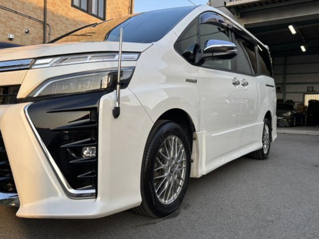 【作業メニュー：「外装の鏡面磨き・内装クリーニング」トヨタ　ヴォクシーHV（ZWR80W）】～栃木県宇都宮市・鹿沼市ガレージ　シースワロー～