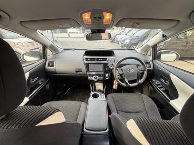 【作業メニュー：「外装の鏡面磨き・内装クリーニング」トヨタ　プリウスα（ZVW41W）】～栃木県宇都宮市・鹿沼市ガレージ　シースワロー～