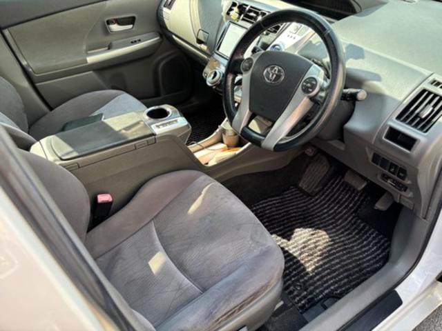 【作業メニュー:「外装の鏡面磨き・内装クリーニング」トヨタ プリウスアルファ(ZVW41)】~栃木県宇都宮市・鹿沼市ガレージ シースワロー~