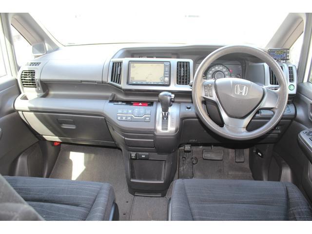 【作業メニュー:「外装の鏡面磨き・内装クリーニング」ホンダ ステップワゴン(RK1)】~栃木県宇都宮市・鹿沼市ガレージ シースワロー~