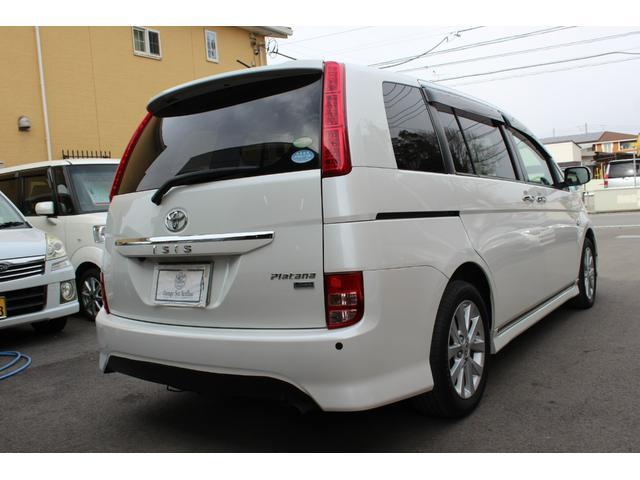 【作業メニュー:「外装の鏡面磨き・内装クリーニング」トヨタ アイシス(ZGM11W)】~栃木県宇都宮市・鹿沼市ガレージ シースワロー~