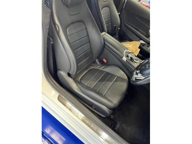 メルセデスベンツW205　C180クーペ　シート破れ修理　輸入車修理　ベンツ　BMW　MINI　AUDI 　VW　Porsche　ATF交換　トルコン太郎設置店　ATF圧送交換