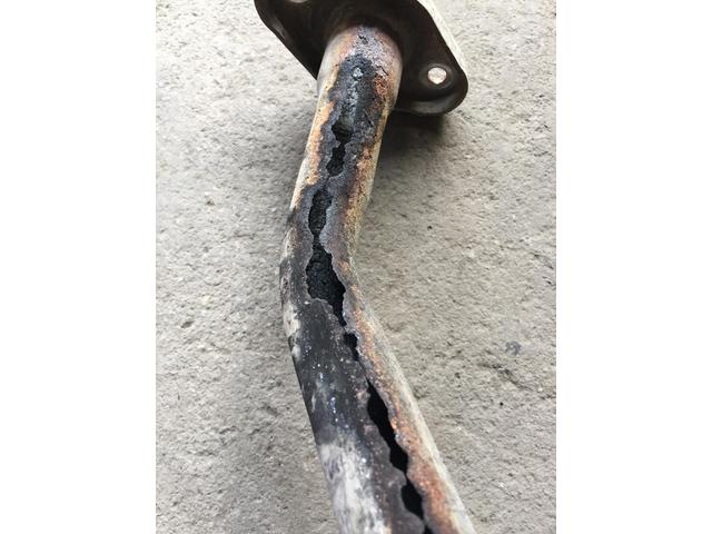 ダイハツ　タント　排気漏れ　マフラーパイプ交換　長野県　諏訪市
