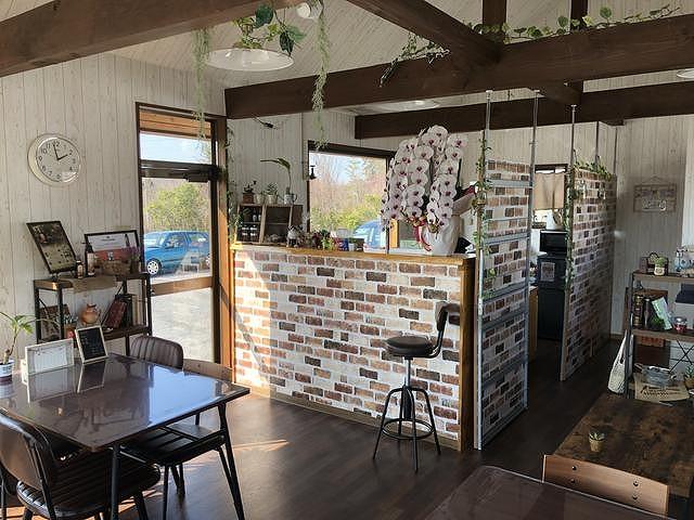 清潔感のある店内で親切・丁寧な接客が自慢の当店のスタッフがまごころを込めてご対応いたします♪