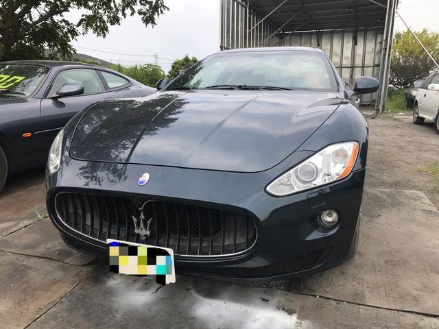 Maserati　マセラティ　グラントゥーリズモ　ドラレコ前後　レーダー取付　車検整備