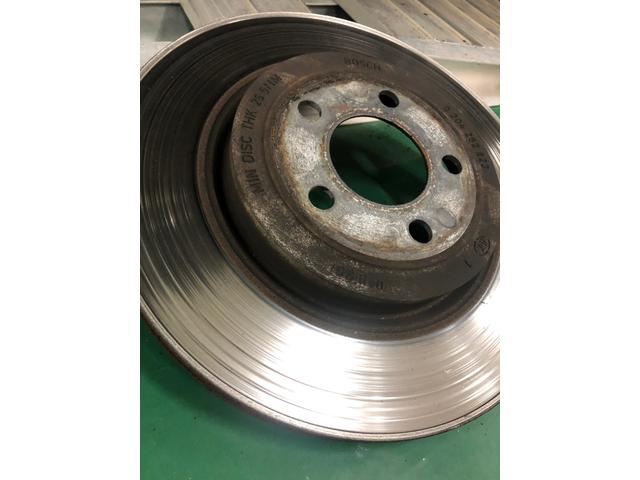 クライスラー　300C　パット交換　ローターディスク交換