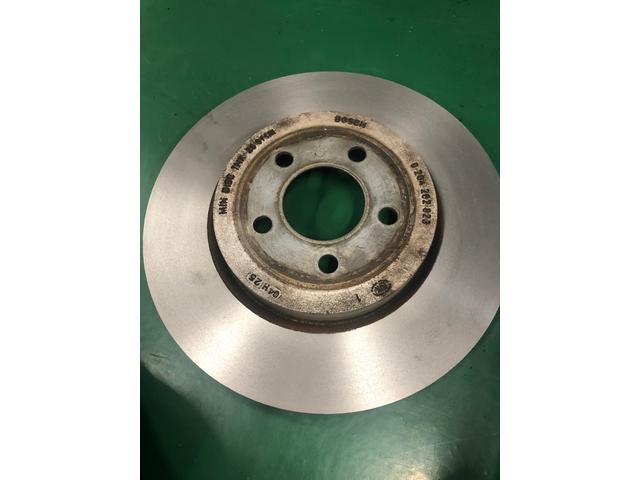 クライスラー　300C　パット交換　ローターディスク交換