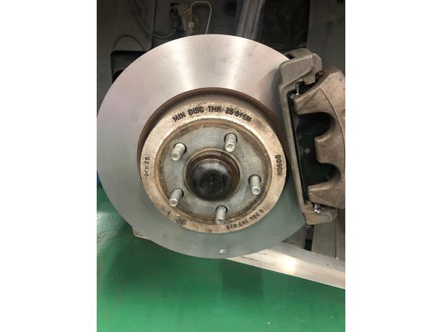 クライスラー　300C　パット交換　ローターディスク交換