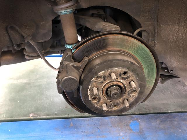 群馬県伊勢崎市市場町よりお越しのN様のマーク2 GH-JZX110
足回りの交換依頼