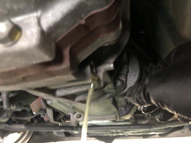 群馬県伊勢崎市市場町よりお越しのN様のマーク2 GH-JZX110
足回りの交換依頼