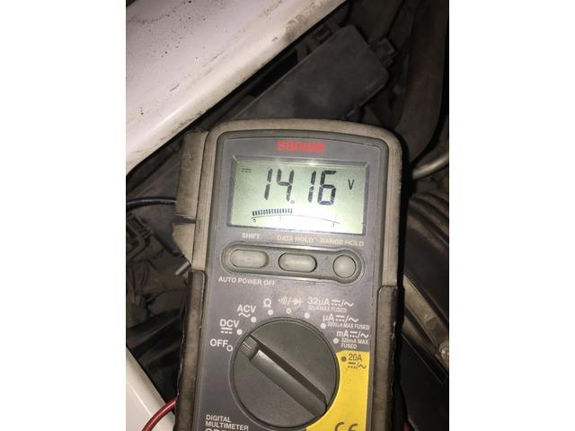 前橋市の企業様からのご依頼でオイル交換とベルトの交換を承りました