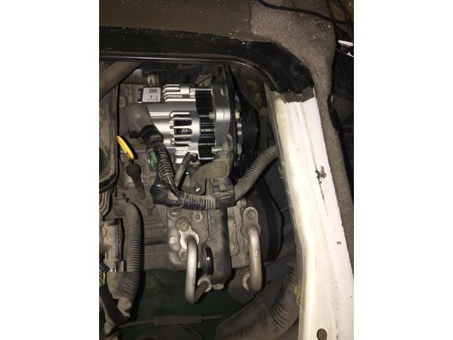 前橋市の企業様からのご依頼でオイル交換とベルトの交換を承りました