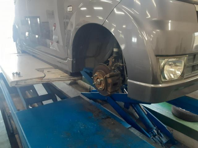 伊勢崎からお越しのお客様ホンダゼストのフロントブレーキパット交換を承りました