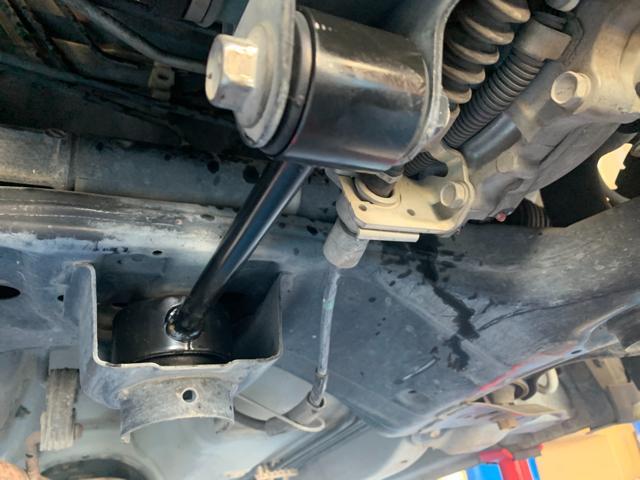 ダイハツ  ムーヴコンテ　エンジンマウント交換