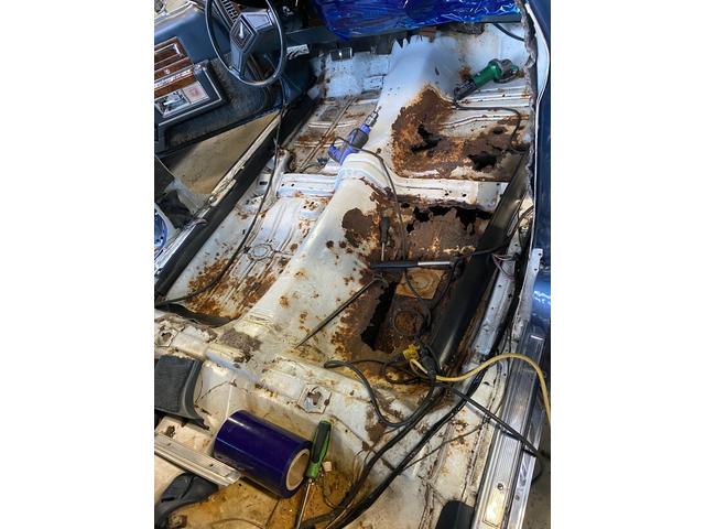 錆びたフロア修理も対応可