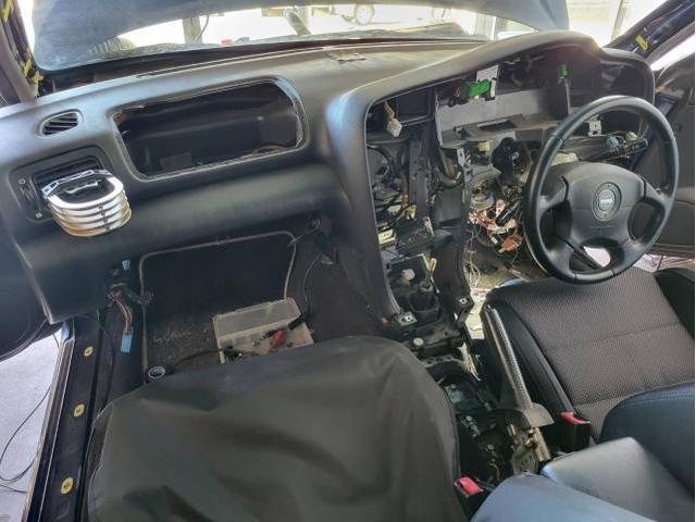 スバル・レガシィ　エアコン　ガス詰まり修理　ガス漏れ修理