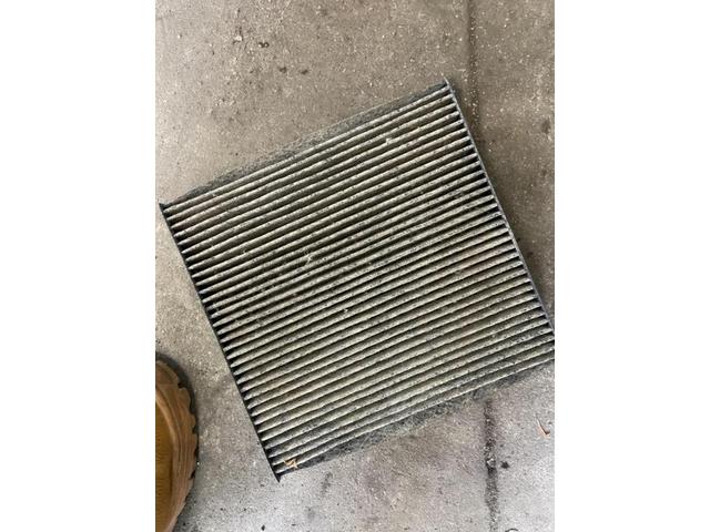 R2 Gb5 ホンダ フリード エアコンフィルタ交換 横浜市磯子区 グーネットピット