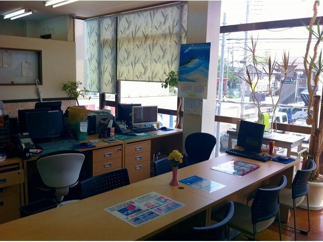 AYASE(株)アヤセ商事 トラック・バス・商用車専門店(5枚目)