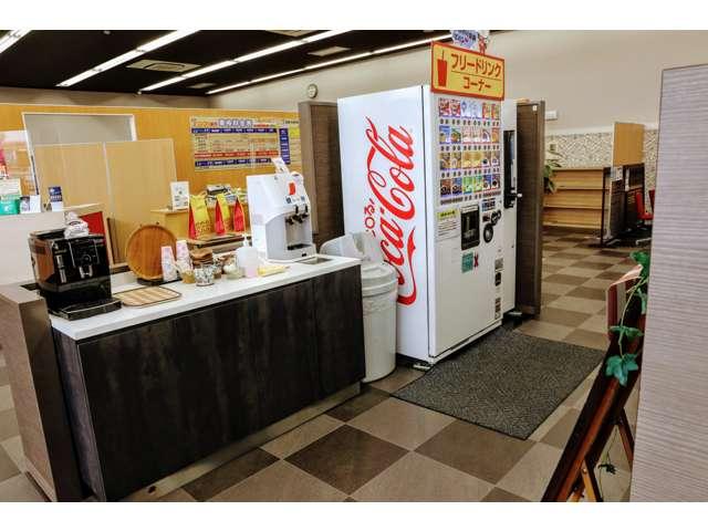 カーセブンＭＥＧＡ三郷店　（株）トーサイ