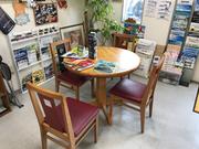 店内も落ち着いた雰囲気にしております。