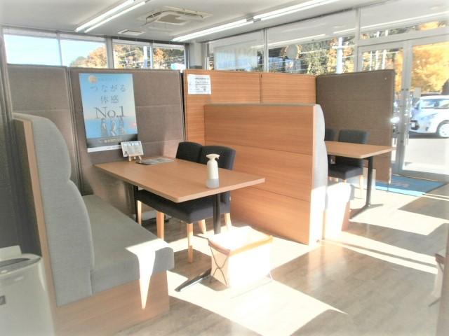 ウエインズトヨタ神奈川株式会社 WEINS U-Car 港南日野インター(6枚目)