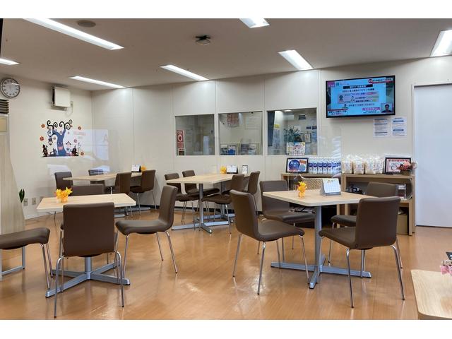トヨタモビリティ東京(株)U-Car足立竹の塚店(5枚目)