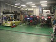 国家認証整備工場完備。４基のリフト等、豊富な機器で診断・整備いたします。