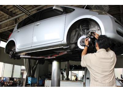 足廻り整備などの分解整備もお任せ下さい！