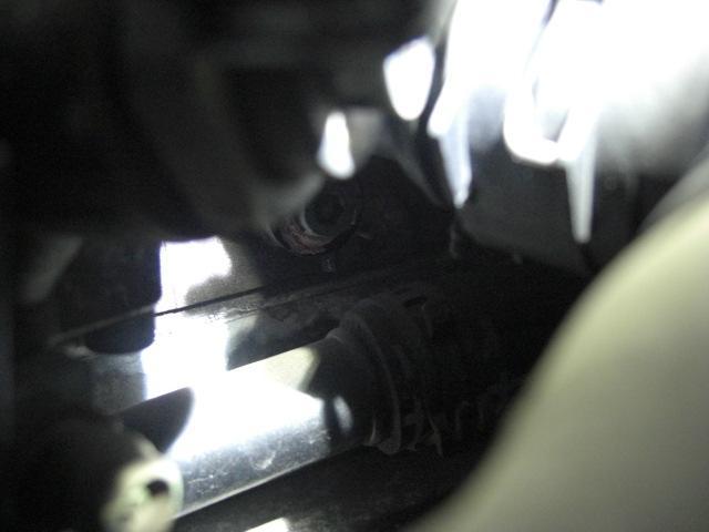 ＶＷトゥーランのエアコン修理と冷却水漏れ修理　千葉県鎌ヶ谷市・千葉市・船橋市・市川市・柏市・八千代市・我孫子市・松戸市・白井市・印西市、大歓迎

