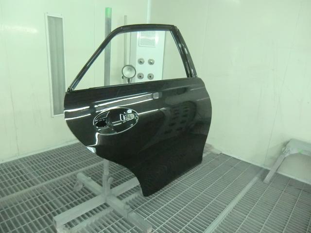 マークX　ドア交換　ファンダー　キズヘコミ　板金塗装　修理　横浜市鶴見区　自動車車体整備組合 認証工場