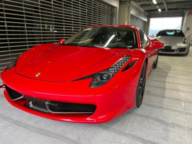 フェラーリ458タイヤ交換 20インチ　Sタイヤ