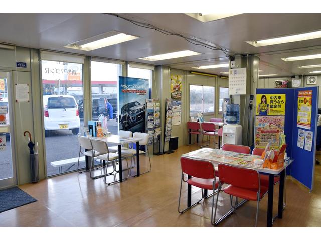 スズキ・ダイハツのサブディーラーとして千葉県下に２店舗で中古車販売・車検整備を営んでおります。