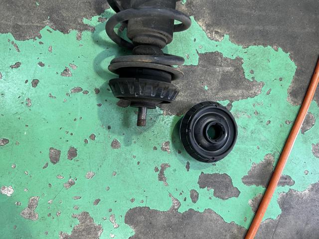 納車前整備　ライフ　アッパーマウント交換　印西市・成田市・佐倉市・我孫子市・習志野市・白井市・茨城県利根町・茨城県竜ケ崎市等、他地域のお客様も大歓迎です！！
