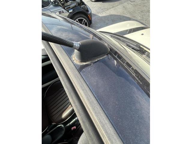 ＭＩＮＩ　ＭＩＮＩ　アンテナベース補修