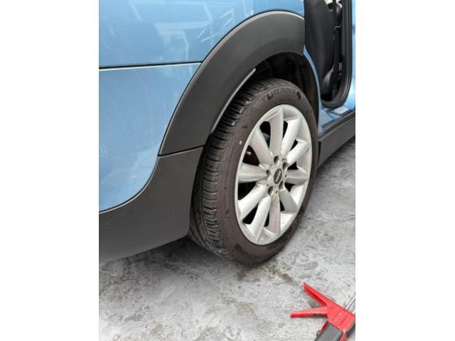 ＭＩＮＩ　ＭＩＮＩ　モール類塗装