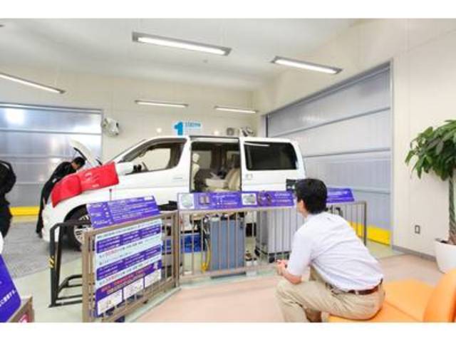 他の工場に持ち込まず、自社工場で作業を完結させるため中間手数料などが一切かかりません。