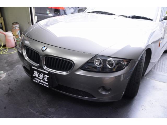 ＢＭＷ　Ｚ４(Ｅ８５)のヘッドライト交換!!