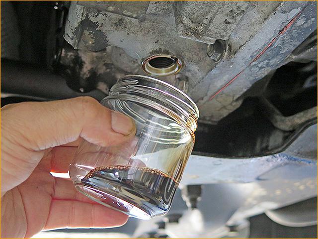 シトロエン　X75F02 C5 ATF圧送交換　トルコン太郎　埼玉