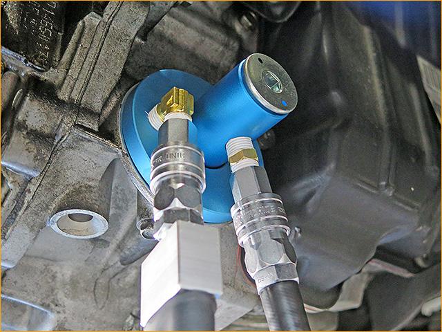 シトロエン　X75F02 C5 ATF圧送交換　トルコン太郎　埼玉