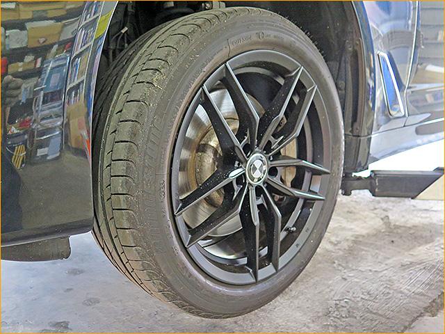 BMW 5シリーズ　530I ローター 研磨とブレーキパッド交換