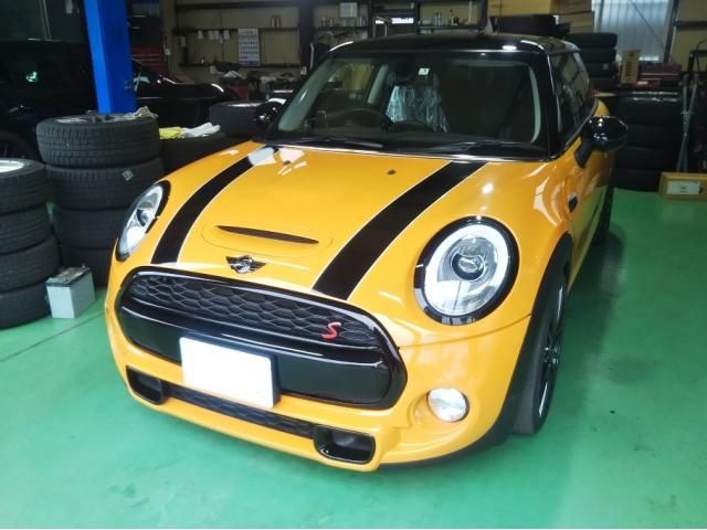 MINI　ブラックアウト　埼玉　所沢　エスガレージ