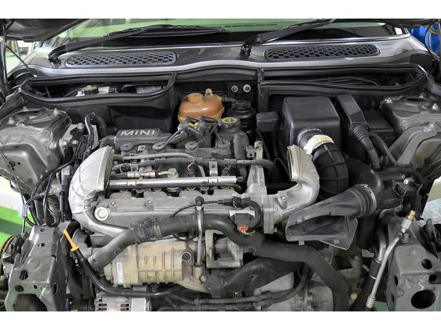 BMW MINI R53　デモカー作成レポート 04「ヘッドカバー　エンジンオイル漏れ修理」