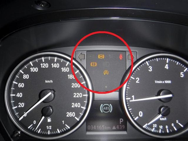BMW　325i　E90　警告灯点灯修理　車輪速センサー交換　松戸市