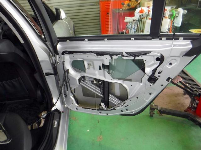 BMW　525i　E60　リア窓落ち修理　ウィンドレギュレーター交換　松戸市