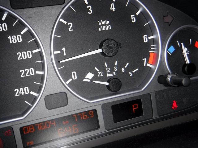 BMW i E ABS・DSC警告灯点灯修理 プレッシャーセンサー交換 松戸
